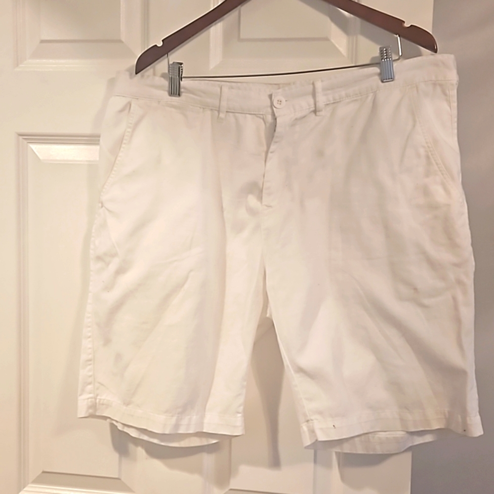 Saks fifth Avenue Bermuda short